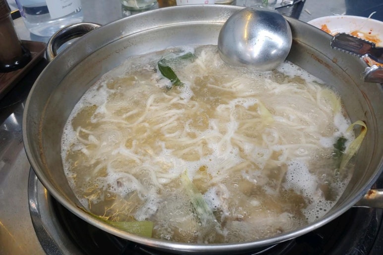 공릉동닭한마리 이미지