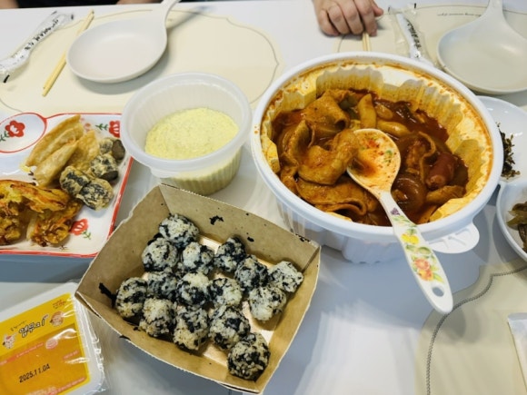불닭발땡초동대문엽기떡볶이강원 이미지