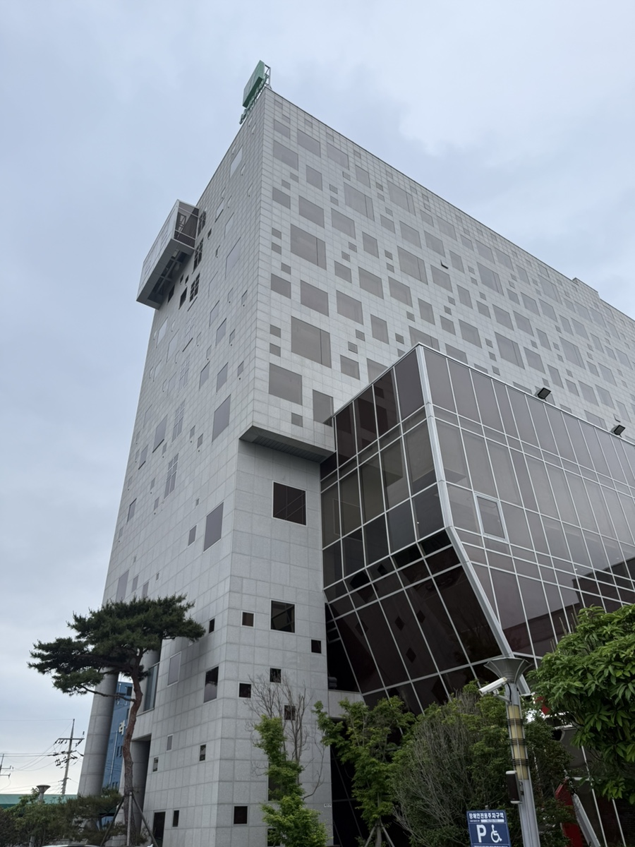 테라피스파소베홀리데이인점 이미지