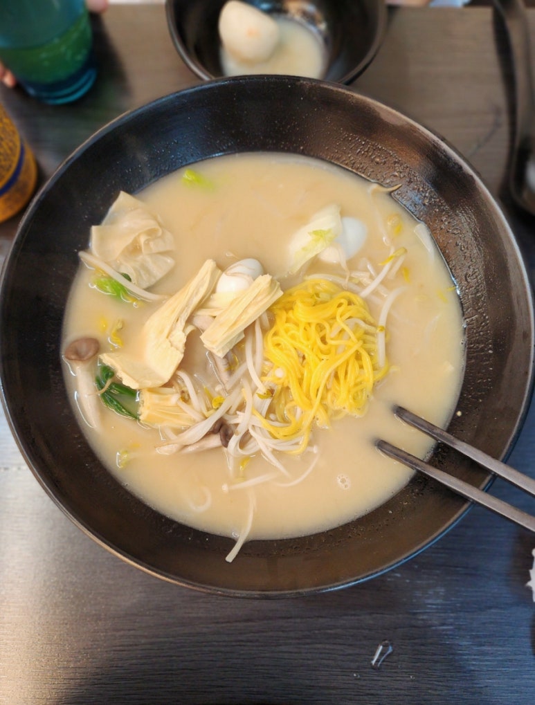 신염천하 이미지
