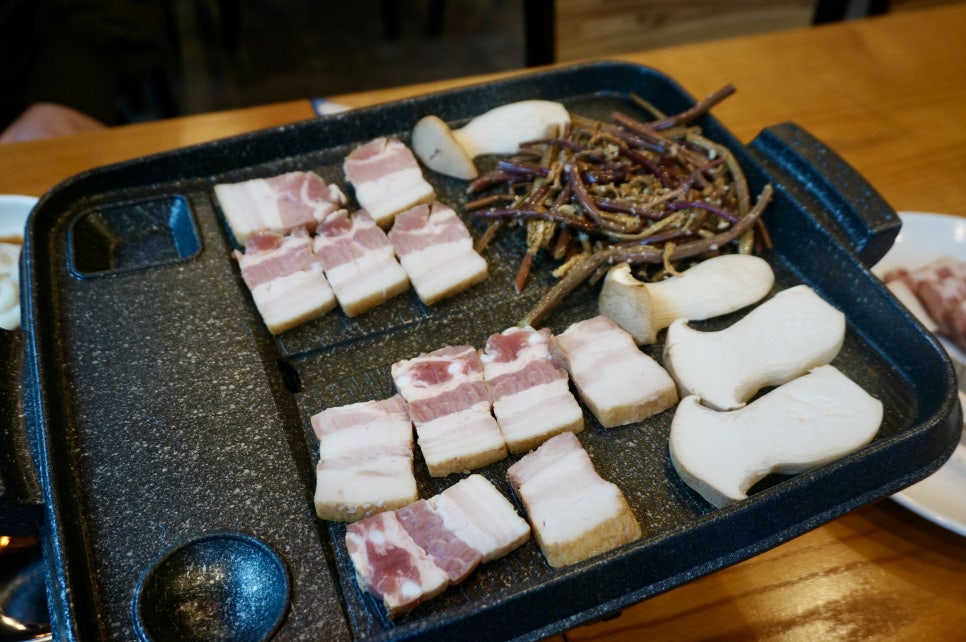 수노참숯항아리바베큐 이미지