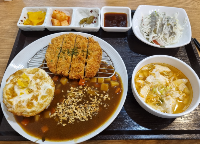 아람돈까스 이미지