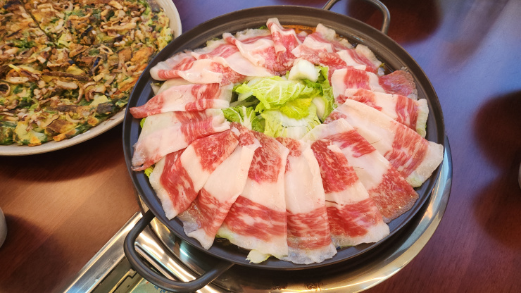 백합칼국수 이미지