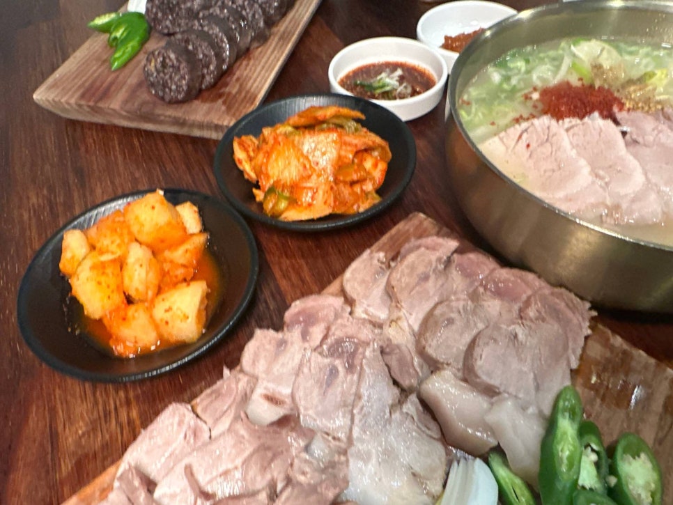 동문시장고기국수금복식당 이미지