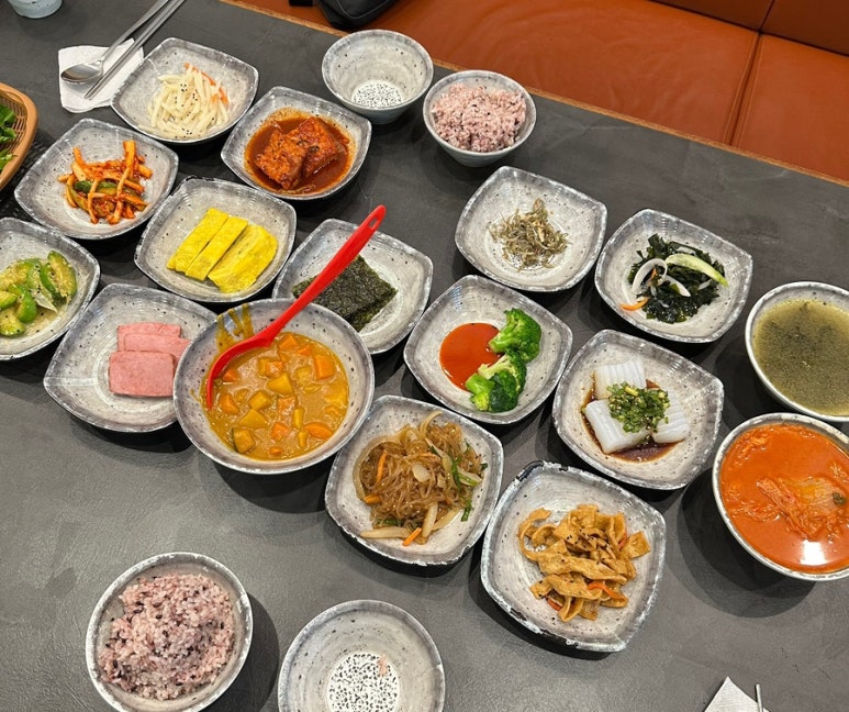 한박한식부페 이미지