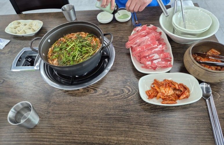 빨간도깨비샤브샤브손칼국수 이미지