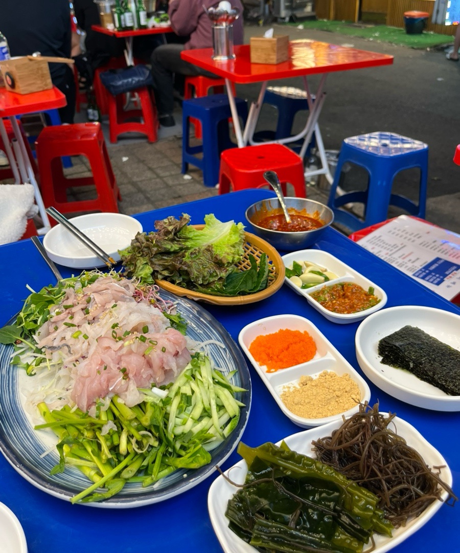 익선동 자갈치 이미지