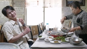 자연능이버섯백숙 이미지