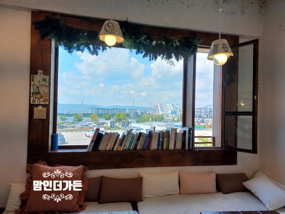 맘인더가든 이미지