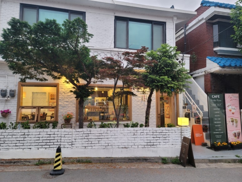 핀든하우스 이미지