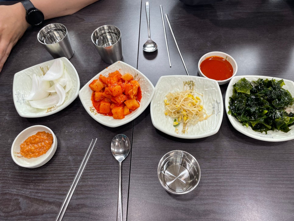 안동장터소고기국밥 이미지