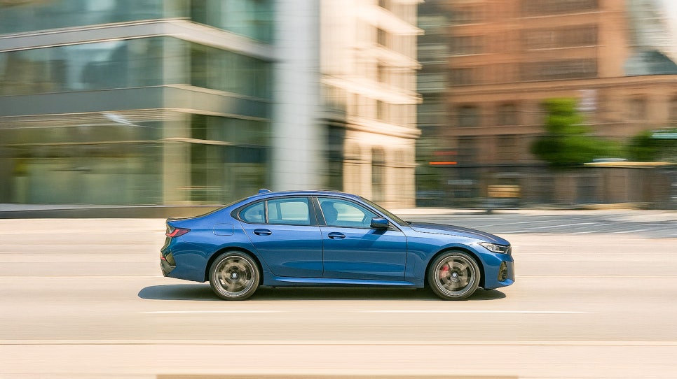 국내에 제일 잘나가는 수입차 판매 1위 전기차 세단 BMW i5 무엇이 강점인가? 이미지 4