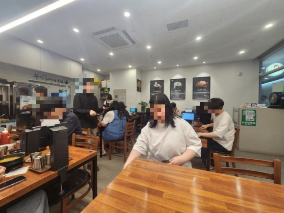 부산아지매국밥 가산디지털단지점 사진 6