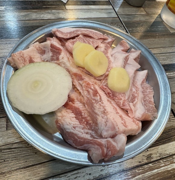 저잣거리돼지부속 이미지