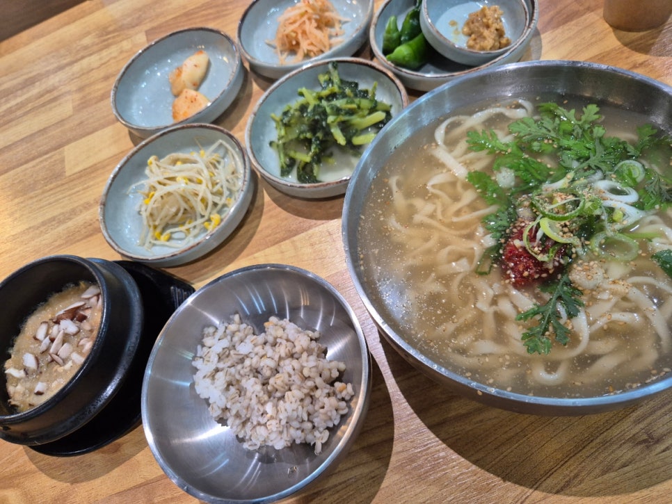 칠곡보리밥칼국수 이미지