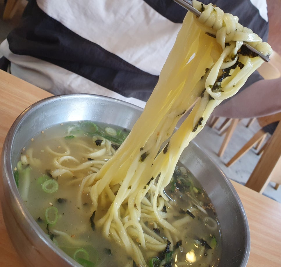 서래칼국수 이미지