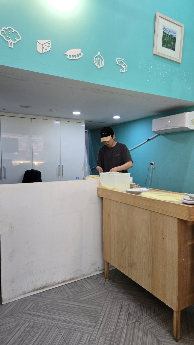 새쟁이꽈배기 이미지