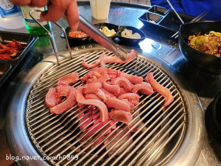 골목길아나고 이미지