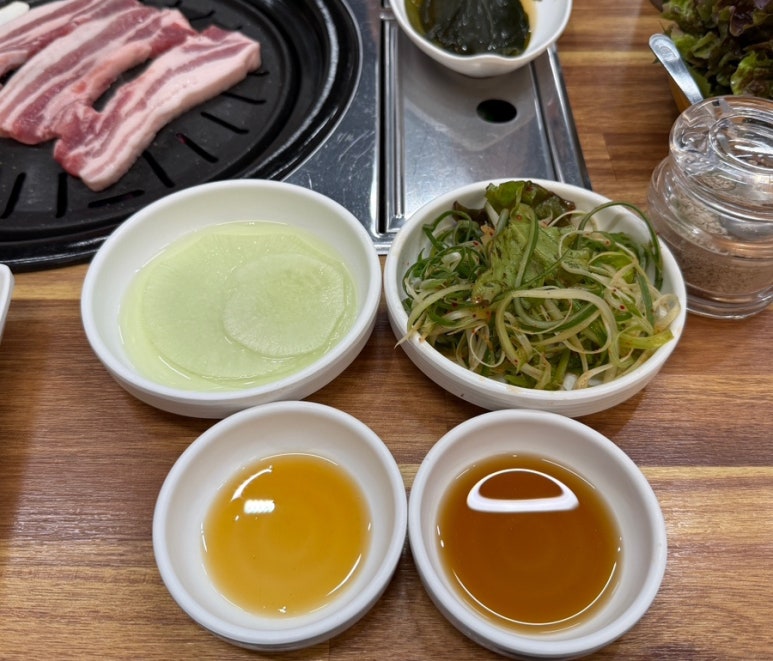 꽃삼이네숯불갈비 이미지