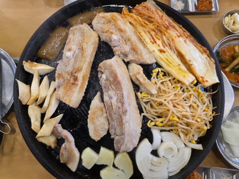 재복이네 삼겹살 이미지