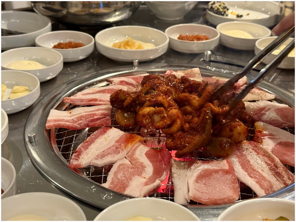 평화 숯불 쭈꾸미 이미지