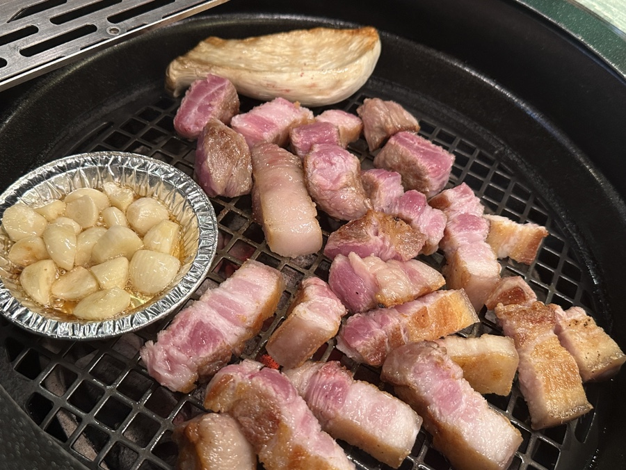 옹기종기푸줏간 이미지