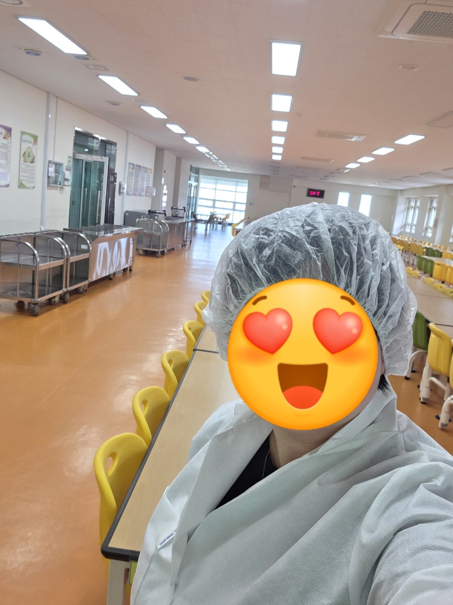 학교급식 개미 이미지