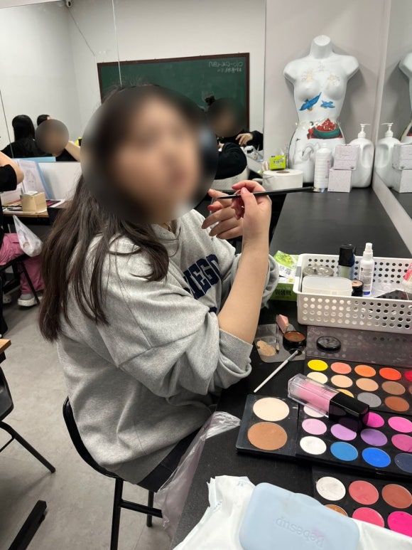 에이치뷰티아카데미학원 이미지