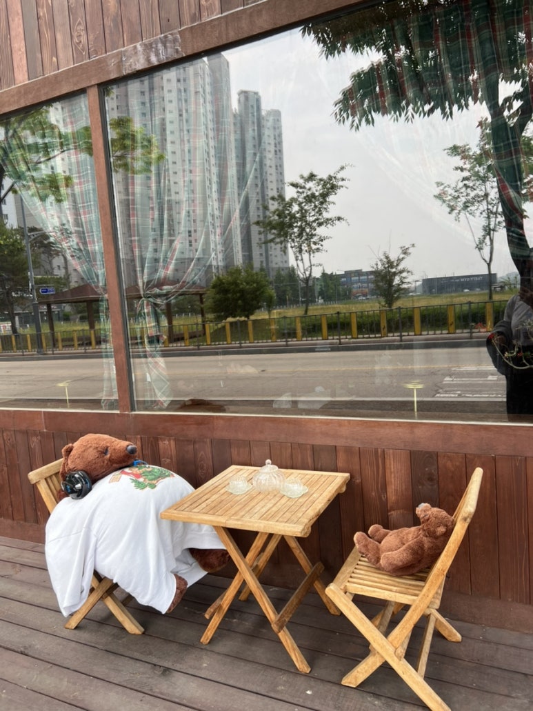 나예다락 이미지