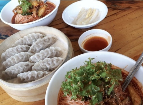 망향비빔국수 이미지