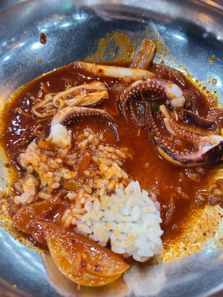 황성얼큰오징어찌개 이미지
