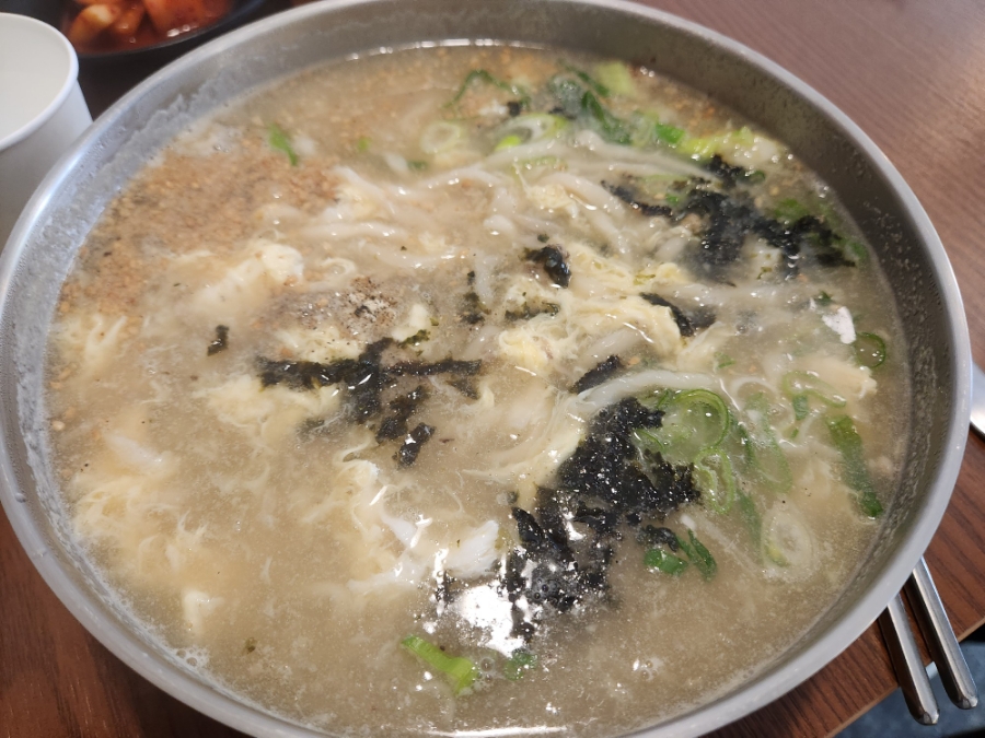 브라운면 이미지