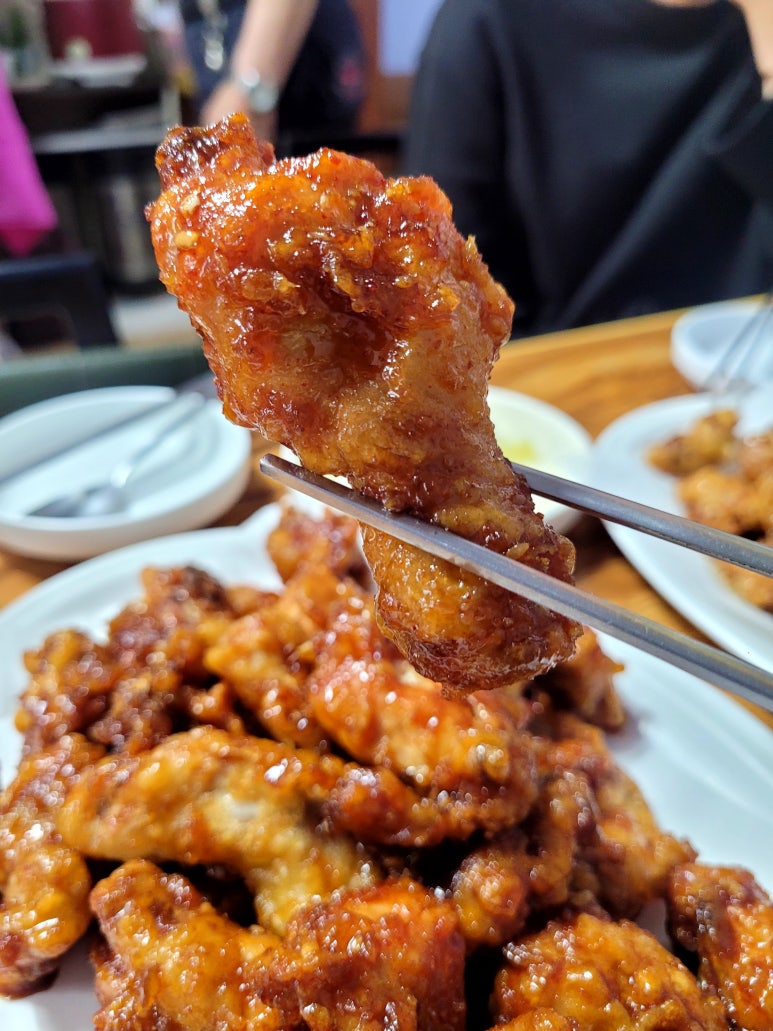 일미숯불치킨 이미지