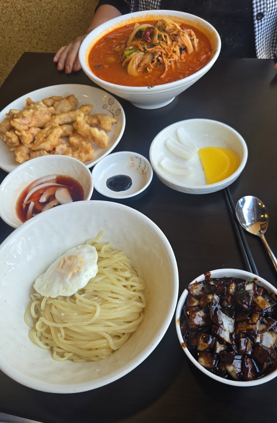 화돈 이미지