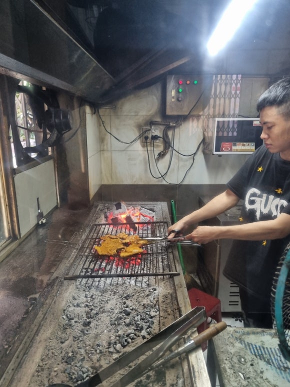 아래땀숯불고기 이미지