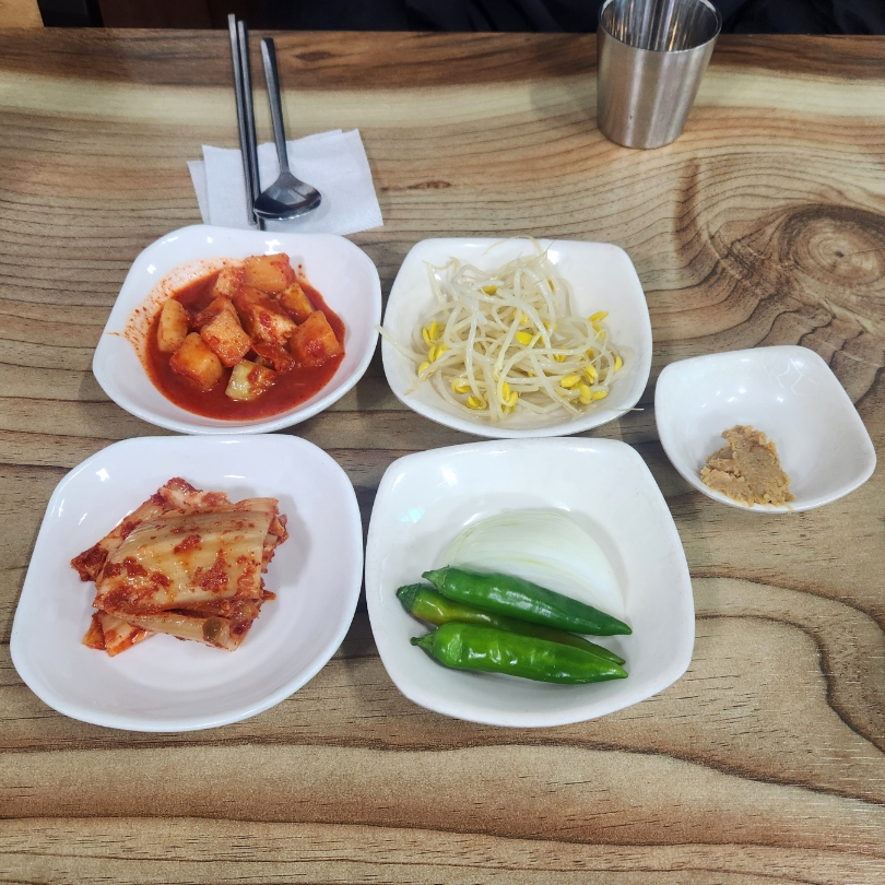 빙그레 국밥 이미지