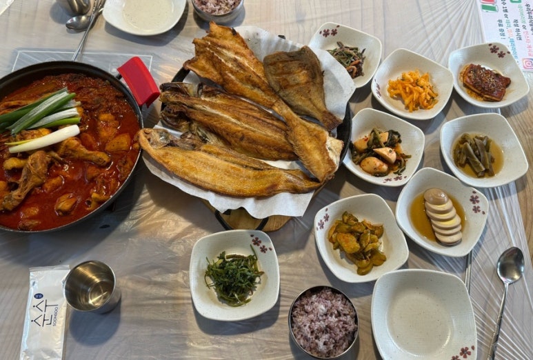 우리두리식당 이미지