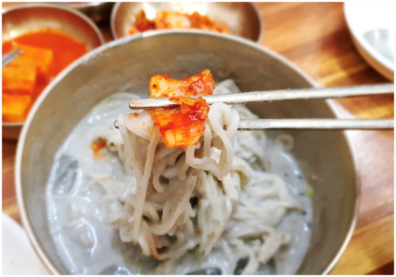 몸뜻갈비탕 이미지