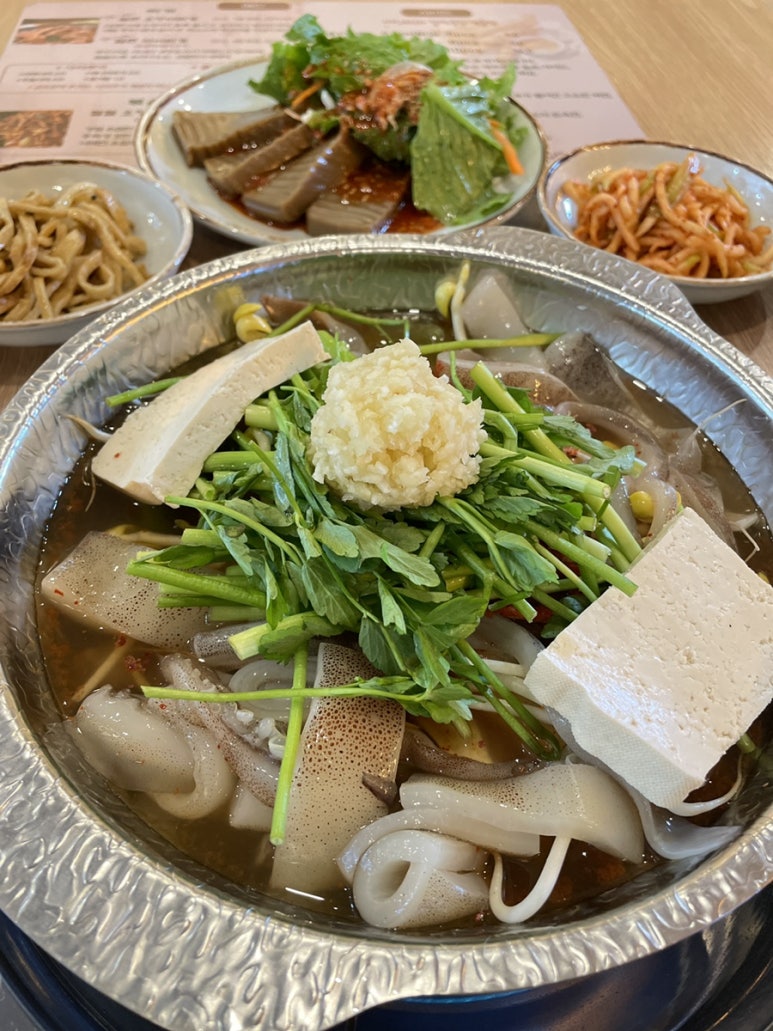 대청얼큰오징어찌개 이미지