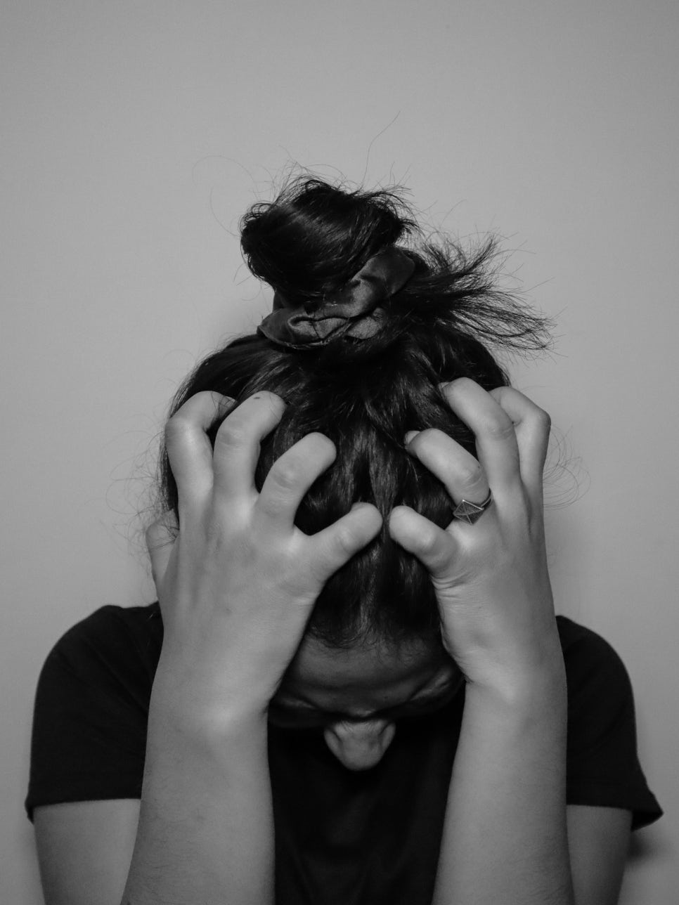 simran-sood-qL0t5zNGFVQ-unsplash 지방유래 줄기세포(SVF), 두피와 모발에 생긴 변화는?