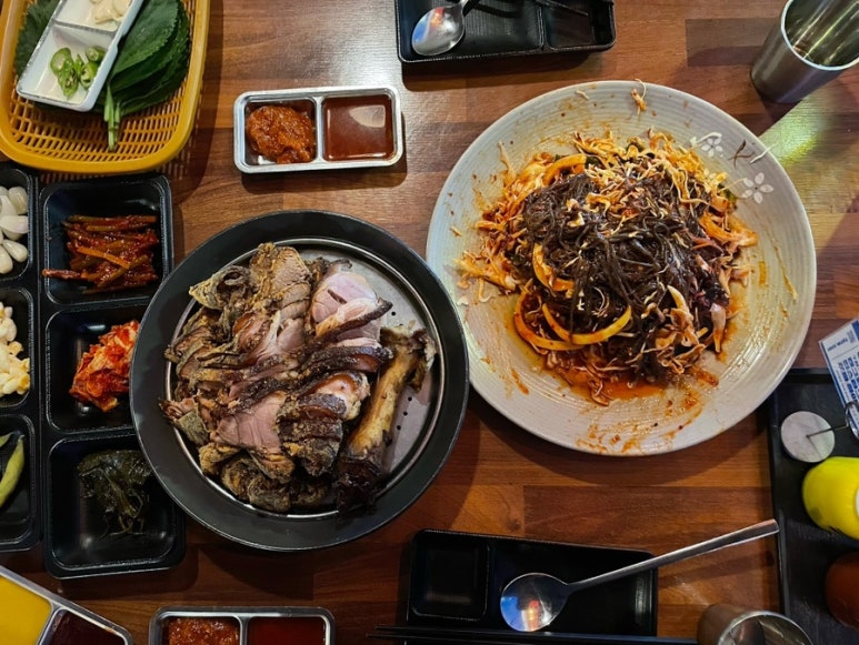 고래족발 이미지