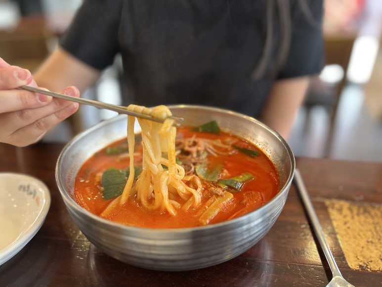 이화수전통육개장안녕점 이미지