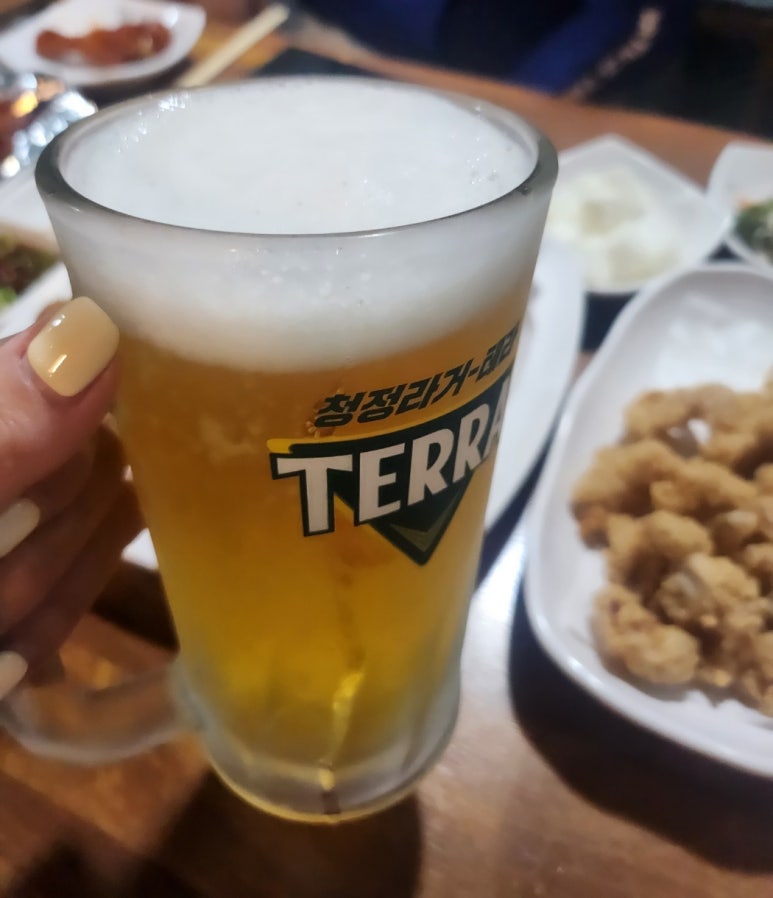 디디씨치킨 이미지