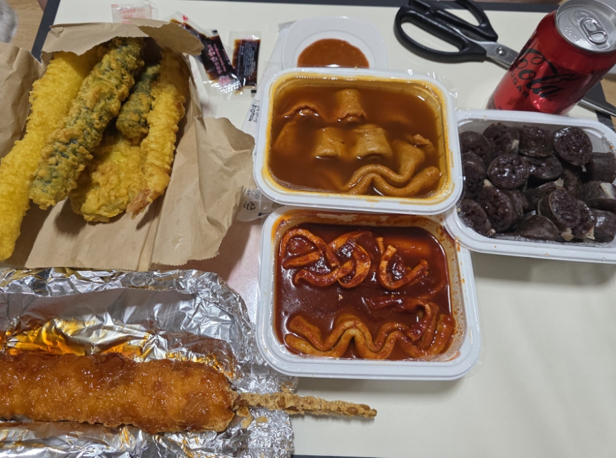 고민석불오뎅가마솥떡볶이 이미지