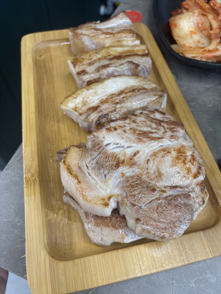 금돼지 연탄구이 이미지