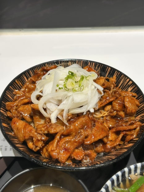 홍대개미신세계백화점 이미지