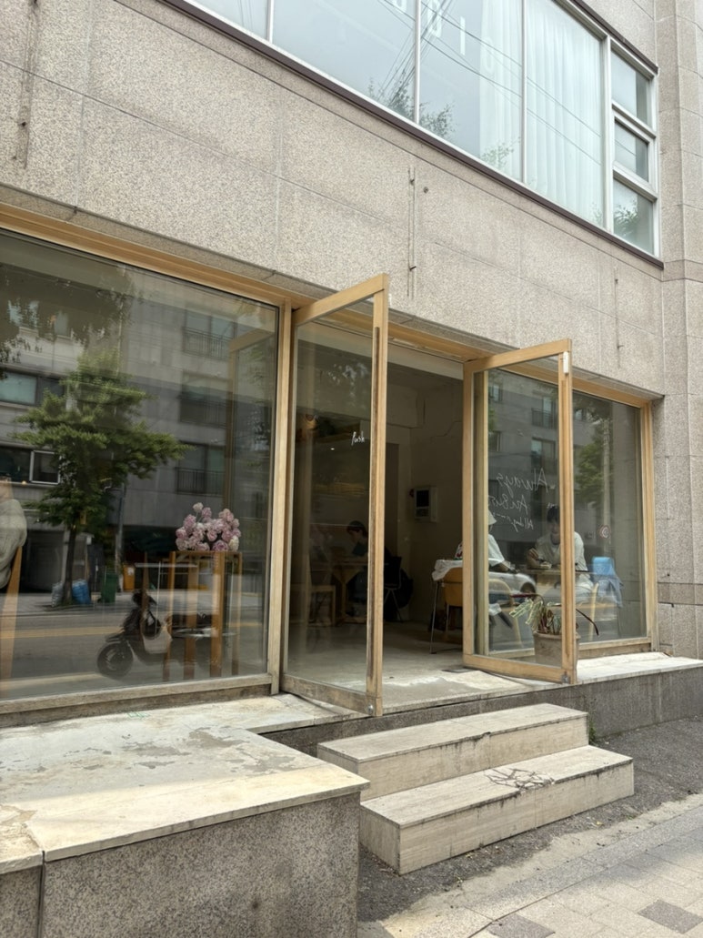 올웨이즈어거스트제작소 이미지