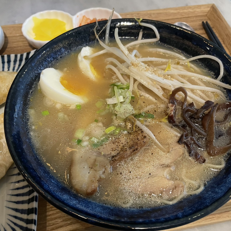 마꾸니라멘＆덮밥 이미지