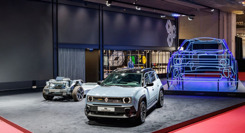 르노  Renault 4(르노4) E-Tech, 625km 주행되는 도심형 패밀리 전기 SUV "테슬라보다 실속 있다?" 이미지 2