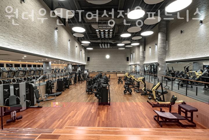 808피트니스 이미지